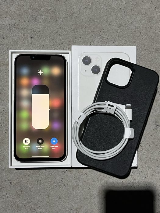 Айфон 13.  128гб