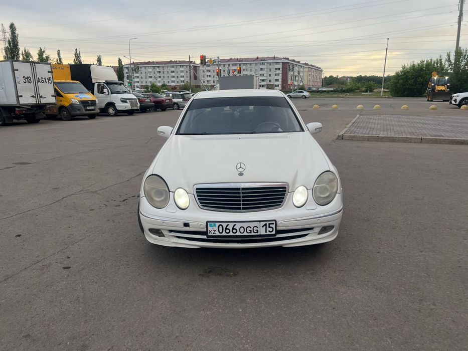 В продаже 211 мерседес