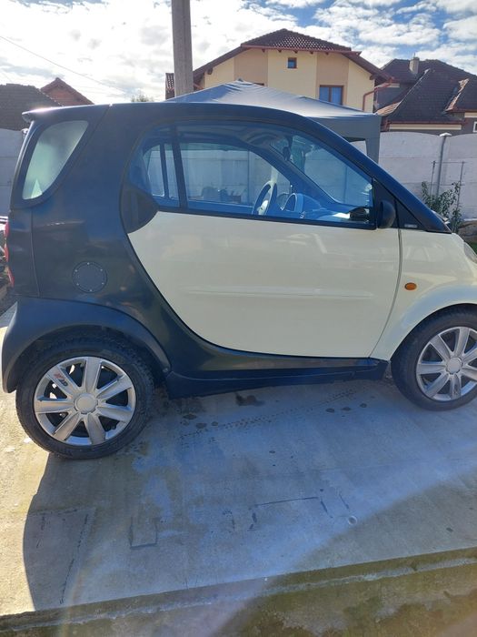 Vând autoturism Smart