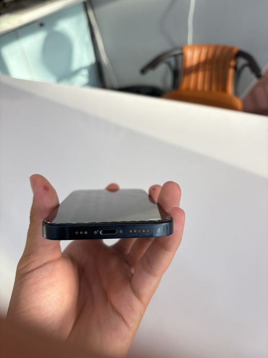 Продаётся iPhone 13