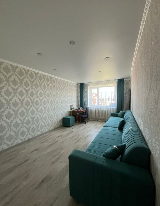 Продам 3х рнБензастроя новострой