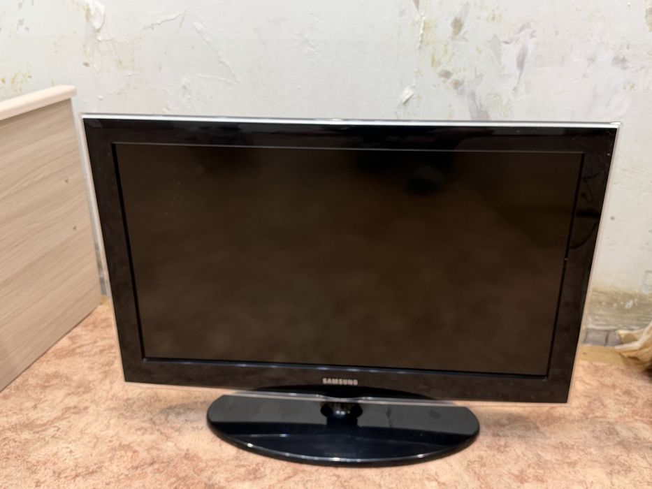 Телевизор Samsung 32 дюйма