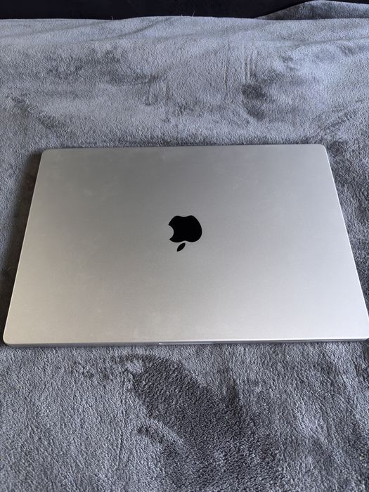 MacBook Pro 16” M1 Pro – 16GB RAM / 1TB SSD