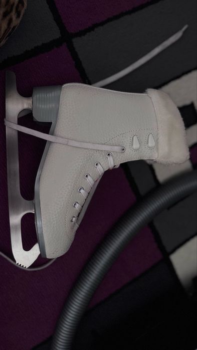 patine si role artistice