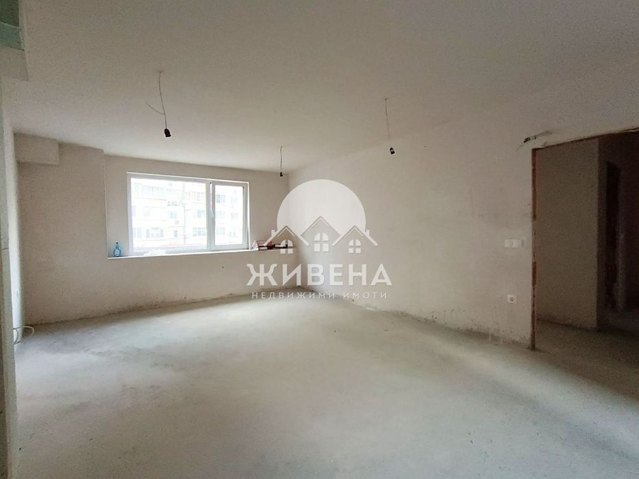 Продава се Тристаен апартамент в Варна, Лятно кино Тракия - 101 кв.м за 1313 €/кв.м - Снимка #2