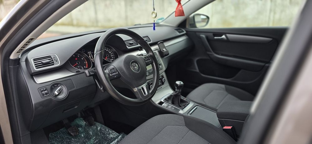 Volkswagen Passat B7 HIGHLINE