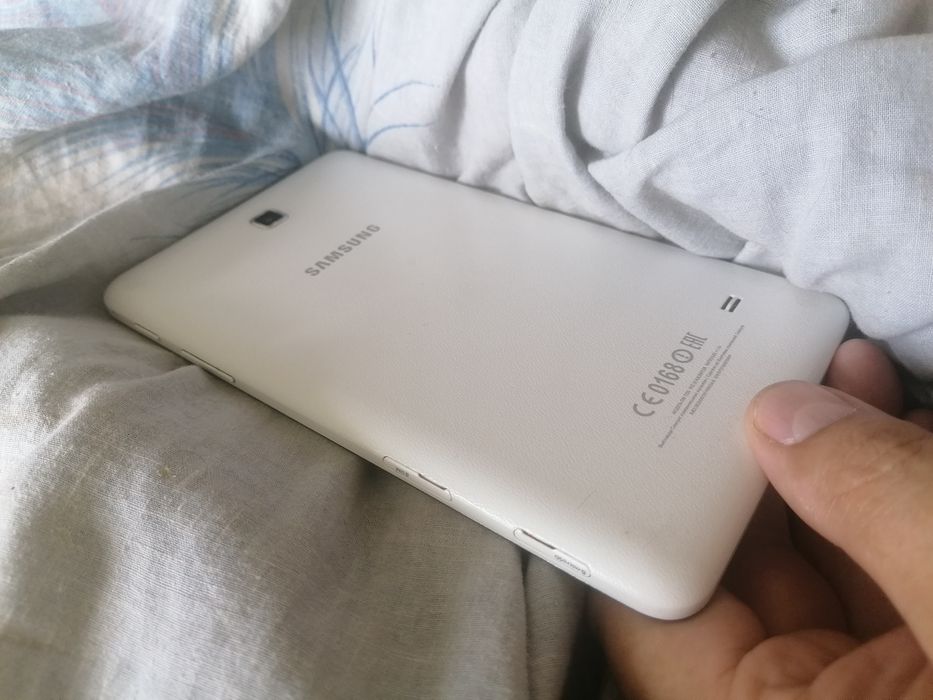 Планшет Самсунг таб 4 ( Samsung tab 4 )