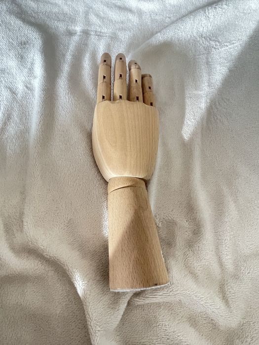 деревянная рука