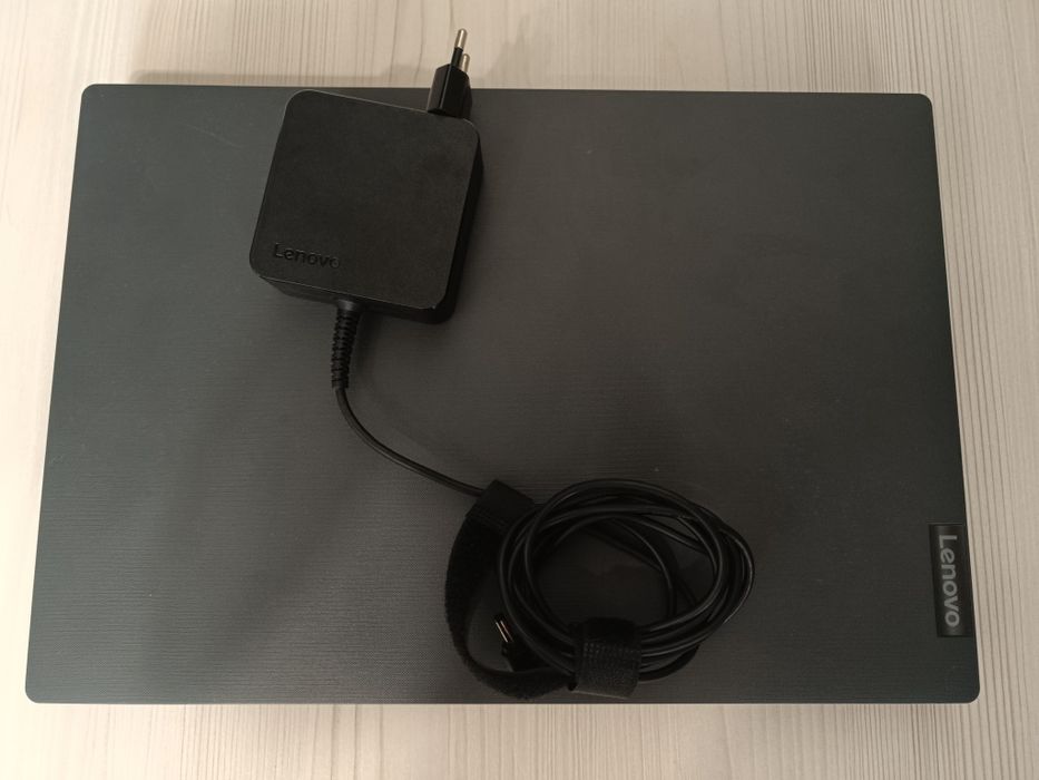 Продам Ноутбук Lenovo  V155-15API