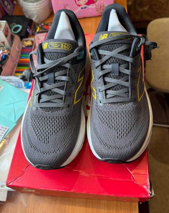 Кроссовки для бега New Balance 860  41 размер, US 8