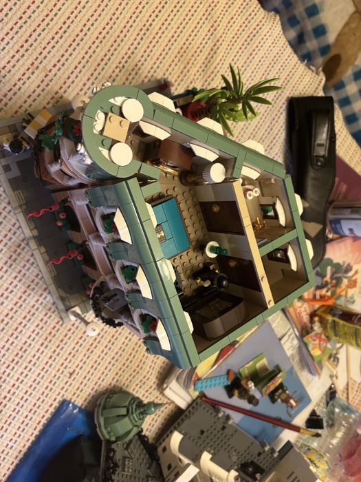 Lego 10297 Hotel Boutique- Creator Expert