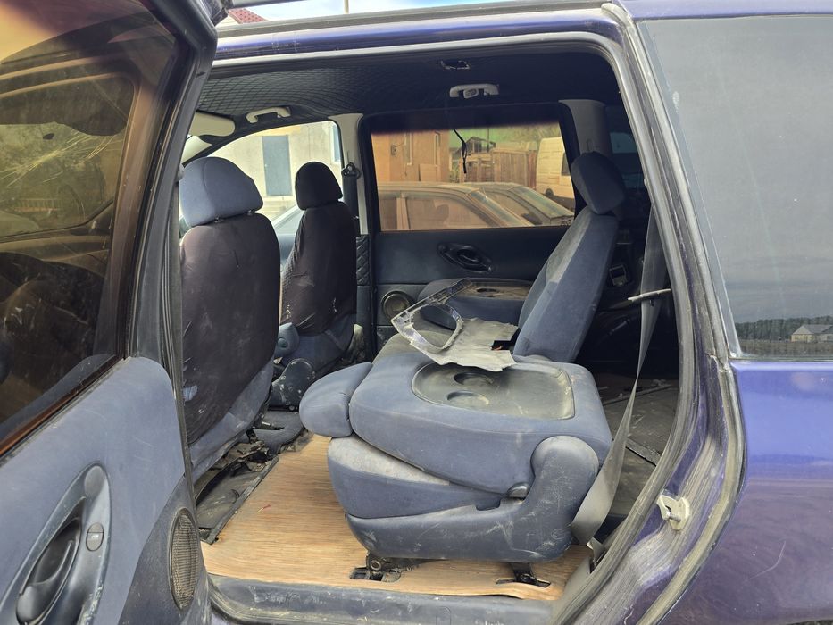 Автомобиль FORD GALAXY