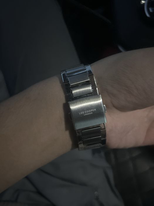 Продам часы оригинал