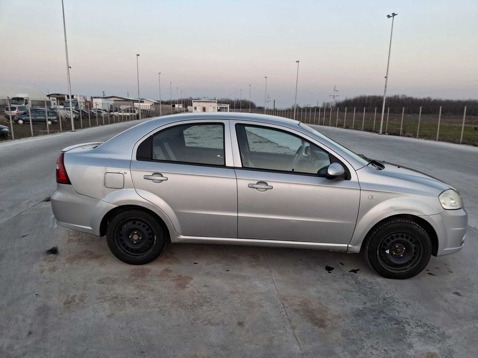 Vand CHEVROLET AVEO- 2007,1,4 benzina. Unic proprietar.