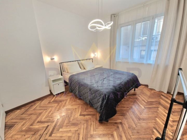 Дава се под наем Четиристаен апартамент в Варна, Център - 100 кв.м за 1000 € - Снимка #3