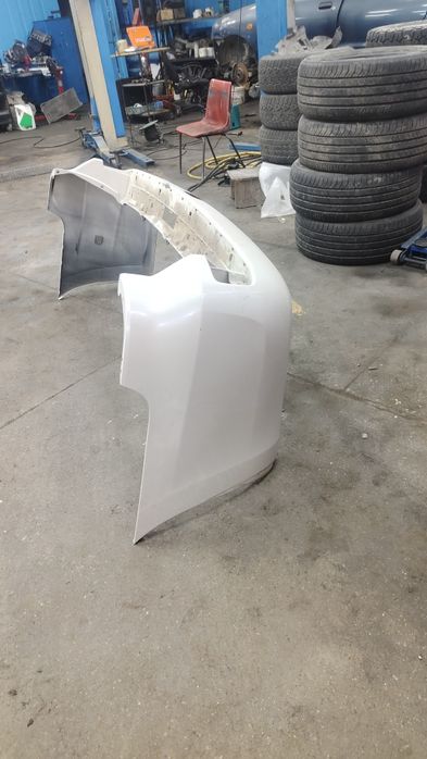 Бампер б/у в оригинале