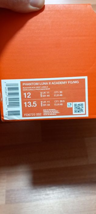 Ghete fotbal Nike Phantom luna 2