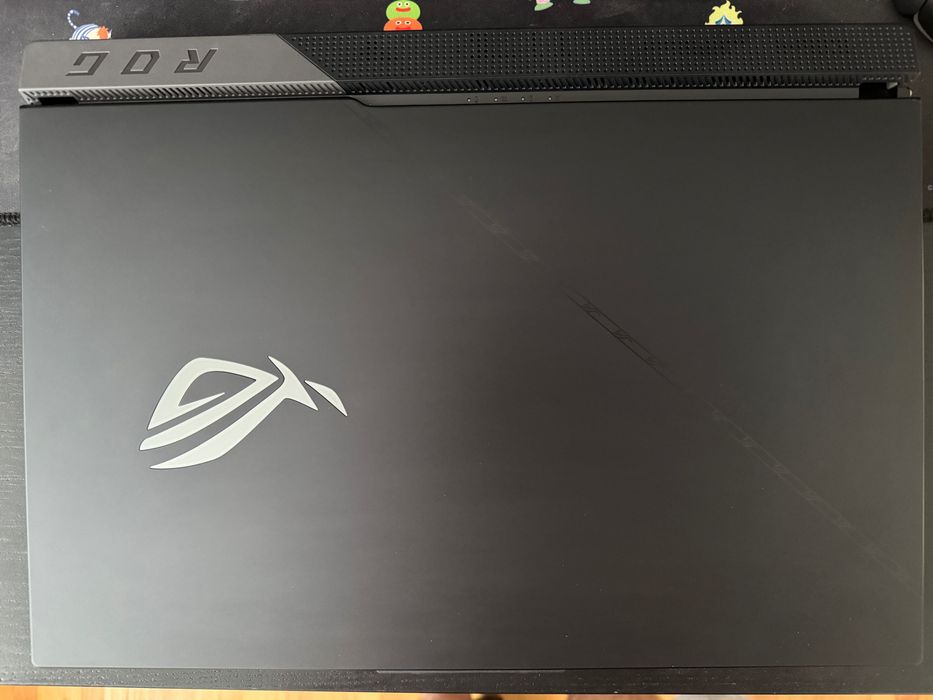 Laptop Gaming Asus Rog Strix Scar 17 RTX 4080 Ryzen 9 7945HX