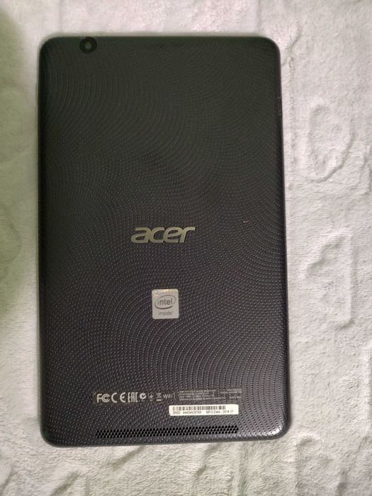 Acer iconia one 8