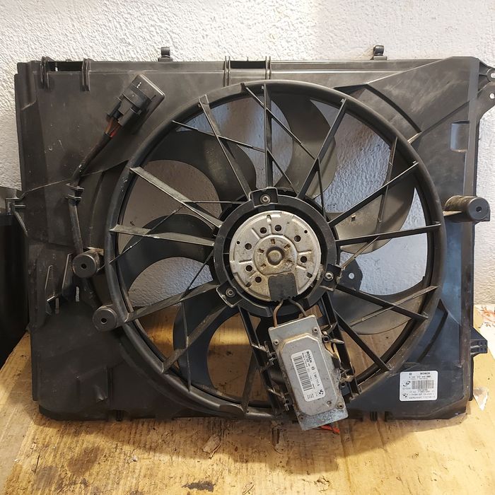 Охлаждаща перка БМВ е90 е91 е81 е87 / BMW E81 E87 E90 E91