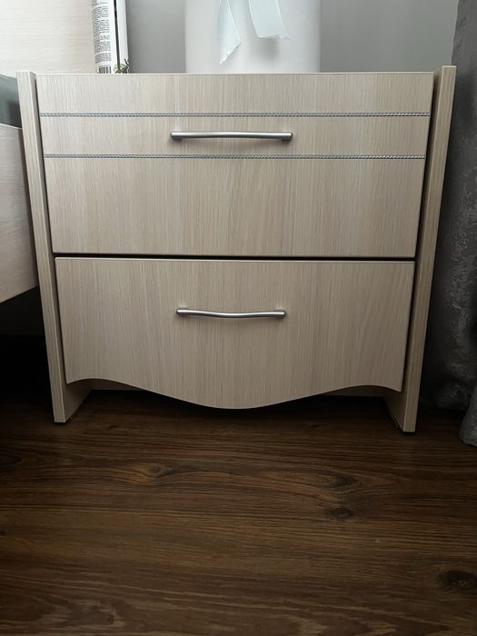 Продам спальный гарнитур