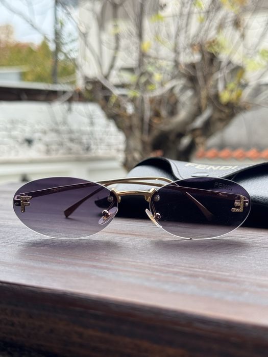 Слънчеви очила Fendi