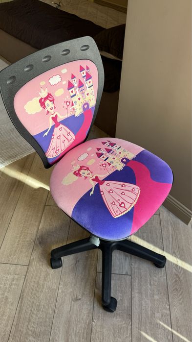 Стулья в детскую