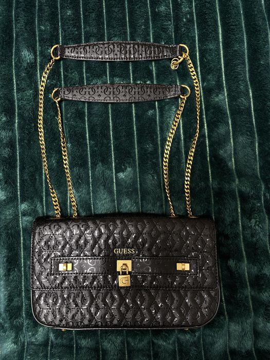 Geanta crossbody Guess