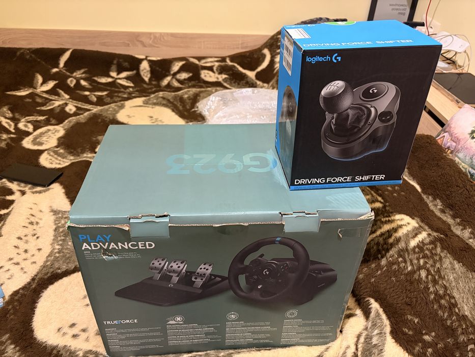 Волан Logitech G923 xbox & windows + Shifter шифтър