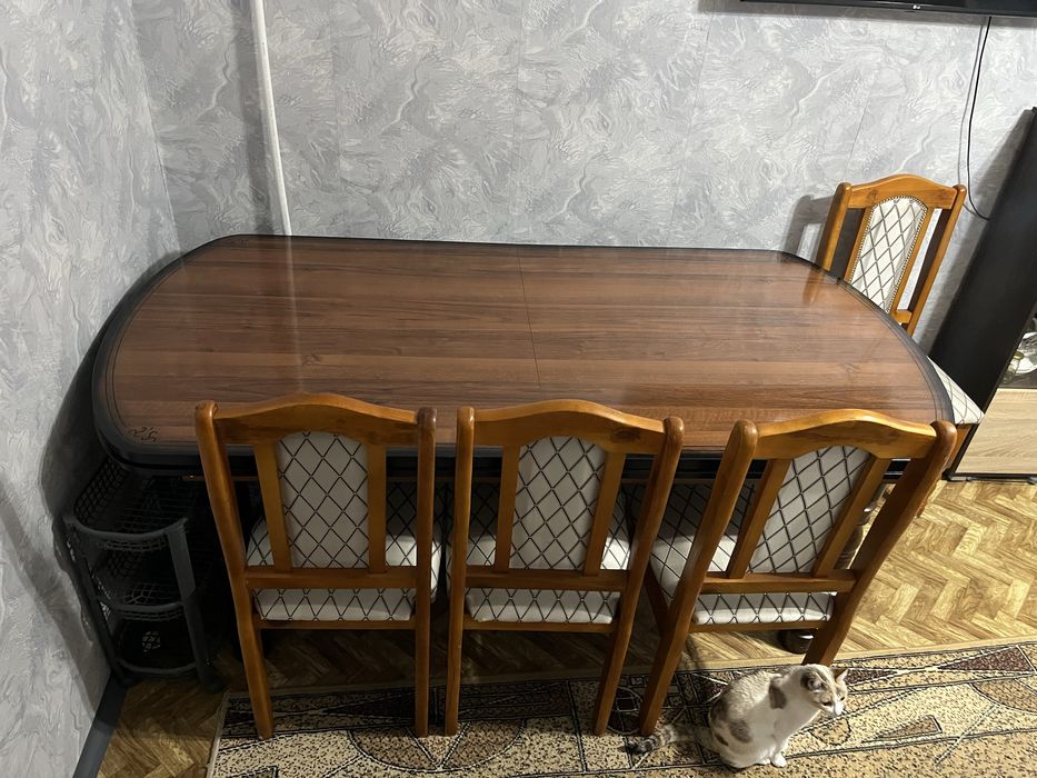Стол, 6 стульев.Состояние отличное