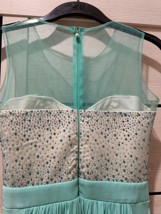 Вечернее длинное платье