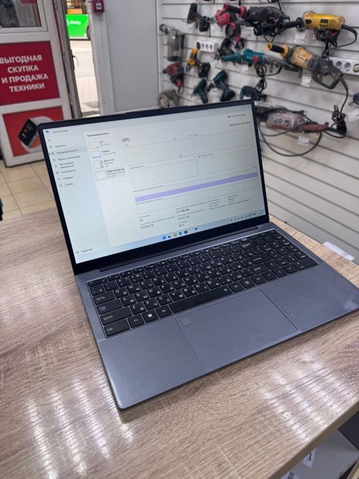 Ноутбук Castom GS-R7(os14b)