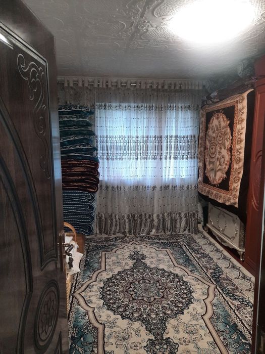 Chirchiq shahrida 3 xonali uy sotiladi