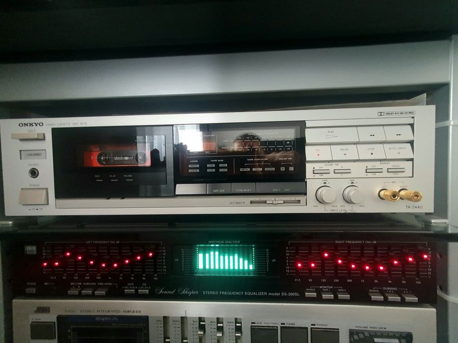 Vând equalizer modelADC SS-300 SL