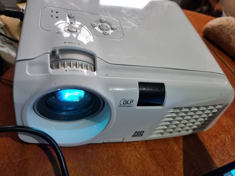 Video proiector ThemeScene HD70