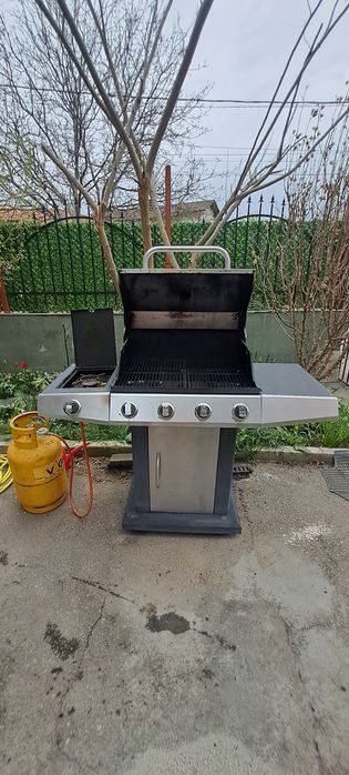 Газово градинско барбекю