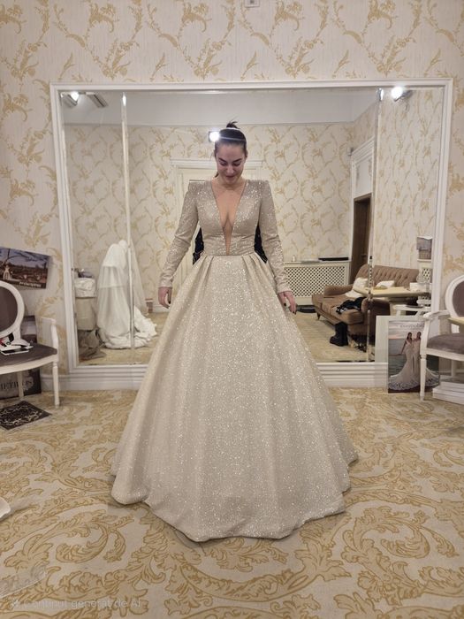 Vând rochie de mireasă