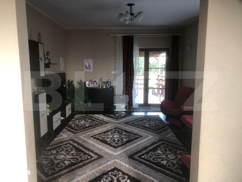 De vanzare casa 4 camere , zona Paulesti