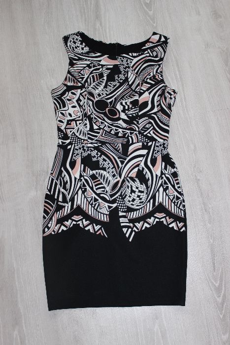 Официална рокля без ръкав