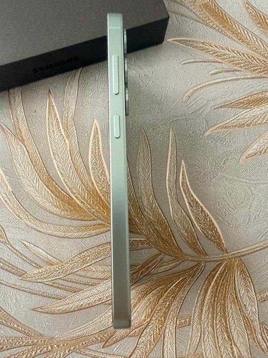 Продам Samsung S25