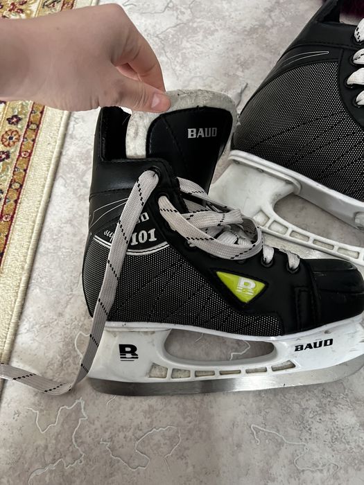 Коньки в отличном состоянии