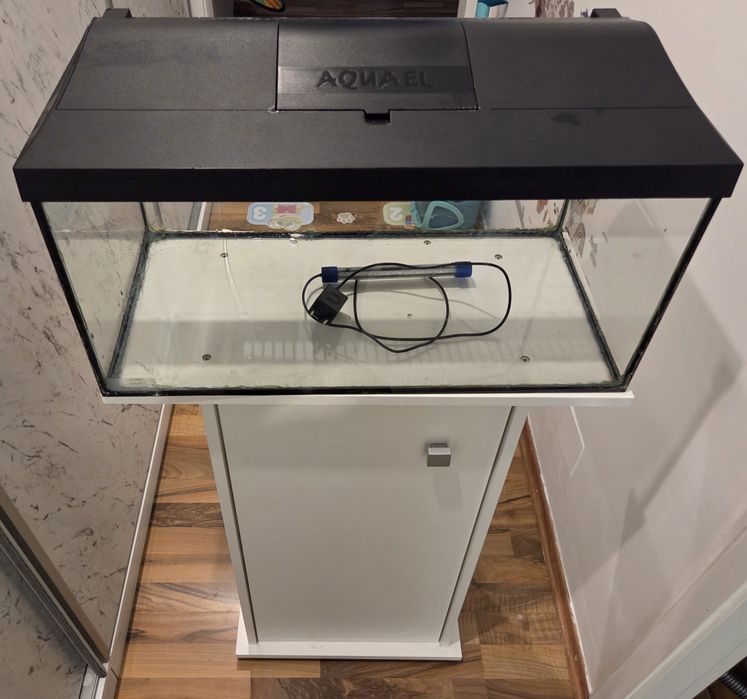 Acvariu Aquael 54l