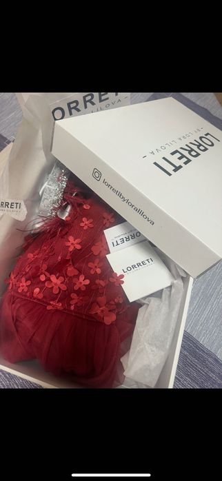 Рокля Lorreti с тюл