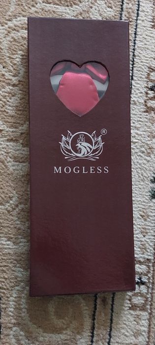 Галстук и бабочка.