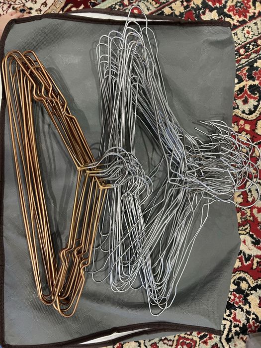 Плечеки - вешалки для одежды