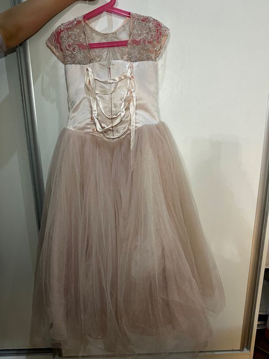 Платье пышное нежное для девочки