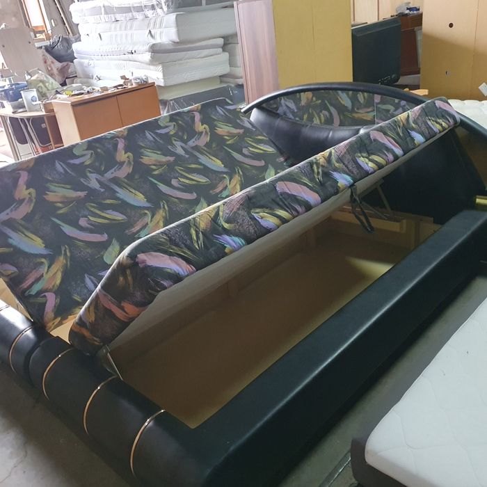 Pat dormitor 1.80m/2m cu ladă