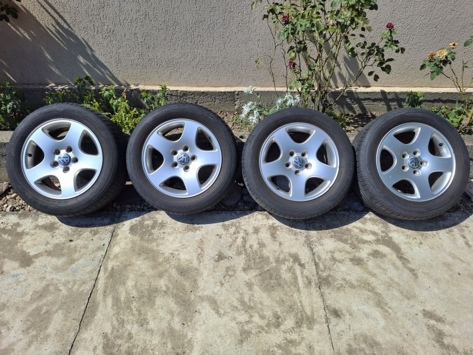 Set 4 Jante Aliaj R16 5x112 VW/Audi + Anvelope Dunlop 215/55 R16 XL