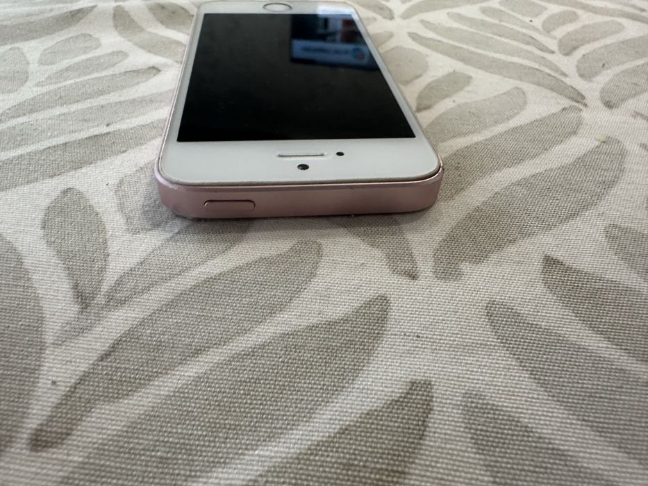 iPhone SE 1st generation