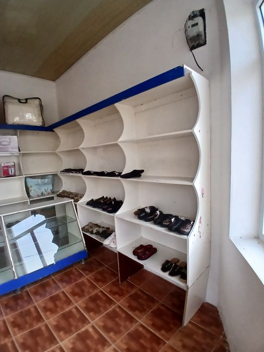 Vitrina polka prilafka